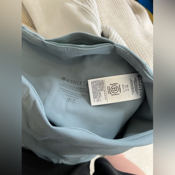 Athleta Elation Flare Pants Leggings, Size XS - Picture 8 of 8